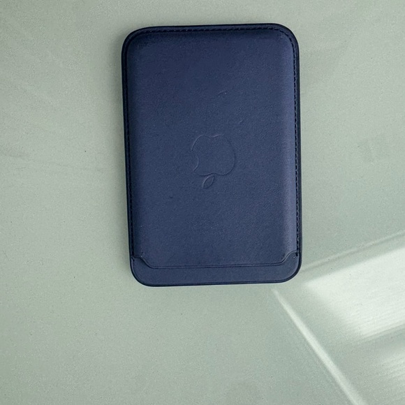 Apple Other - Apple Purple Genuine Leather Card Holder Wallet Lavendar Colorway